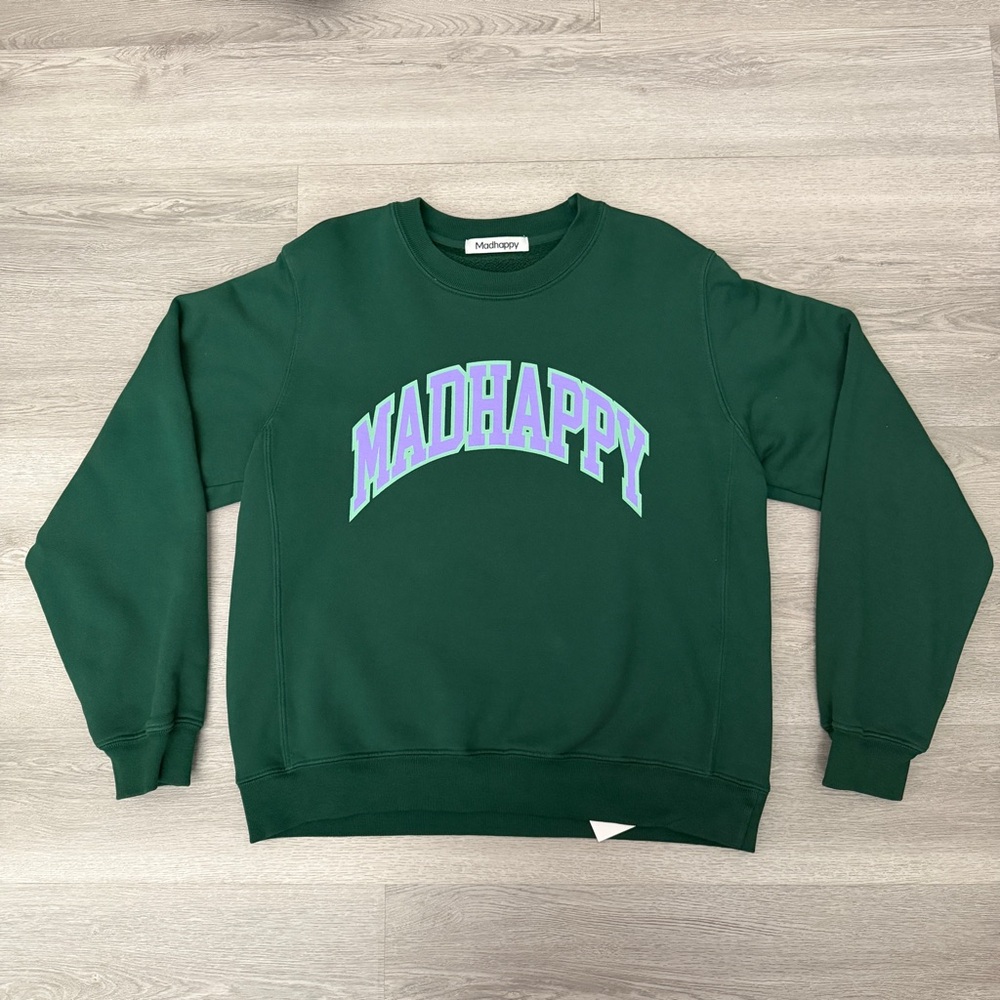 MADHAPPY CAMPUS SWEATSHIRT